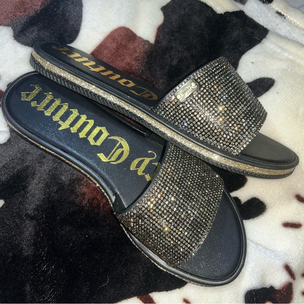 ✨BRAND NEW JUICY COUTURE✨ Black and Gold Bedazzled Women's Slides size 9 - Picture 6 of 6